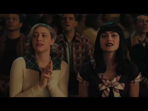 Reggie Mantle Is Joining The Bulldogs - Riverdale 7x08 Scene