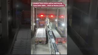 Bagged cement robot intelligent loading system