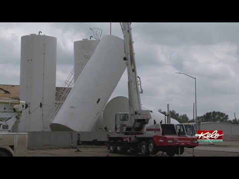 Business strip in Howard takes damage from storm