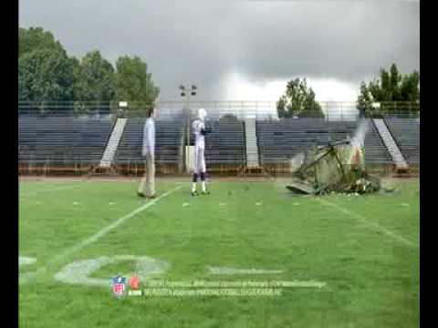 SNICKERS Adam Vinatieri commercial Nougatieri