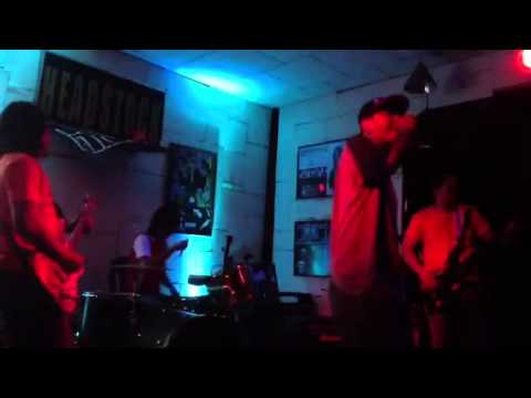 5 Year Plan plays Ang Hirap and Dukot (chorus still under w