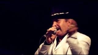 Juana La Cubana Lyrics English Translation