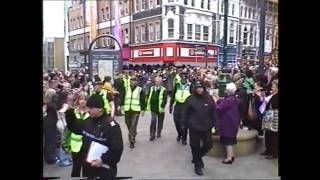 preview picture of video '1st Bn. Welsh Guards parade through Newport City.'