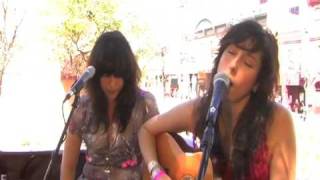 SXSW &#39;08: The Watson Twins, How Am I to Be