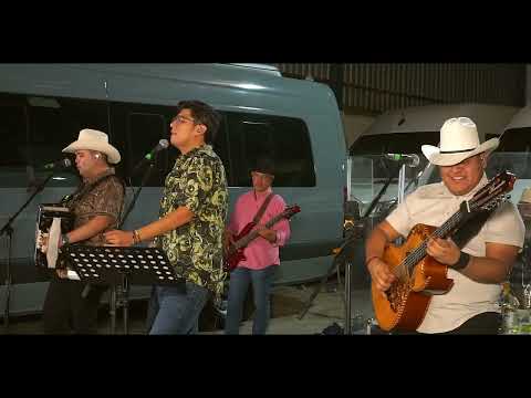 Debo seguir - Elías Medina & Akilatados