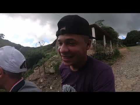 A caminho da cachoeira do Chuvisco Em Palmácia, Ceará