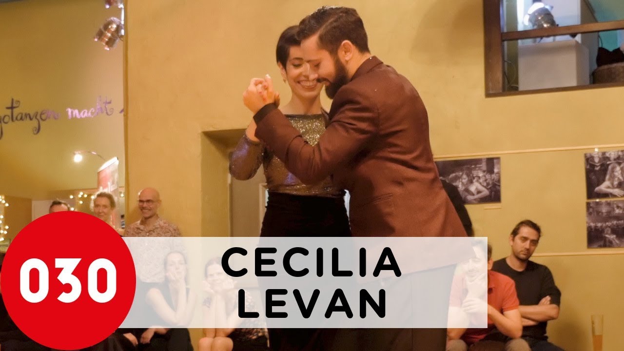 Cecilia Acosta and Levan Gomelauri – La naranja nació verde