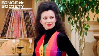 Download lagu La Niñera | Le enseñan a Fran a ser una 'mujer fina' mp3