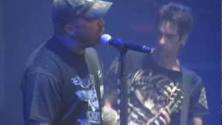 Staind - Eyes Wide Open (Live) at Uproar Fest. 2012