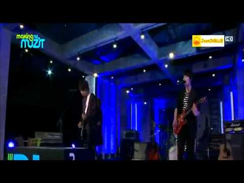 100807 CNBLUE - Umbrella (Rihanna)