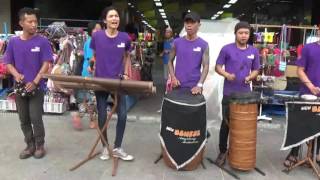 Download lagu STASIUN BALAPAN – NEW BANESA Angklung Malioboro Yogyakarta mp3