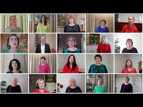 Dainą „Baltas rytas“ atlieka Panevėžio r. kultūros centrų meno vadovai ir vokaliniai ansambliai.