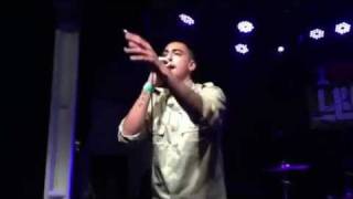 Mic Righteous performs 'Kampain' Live at iluvlive 2011