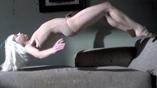 SIA Chandelier performance in Ellen Degeneres show