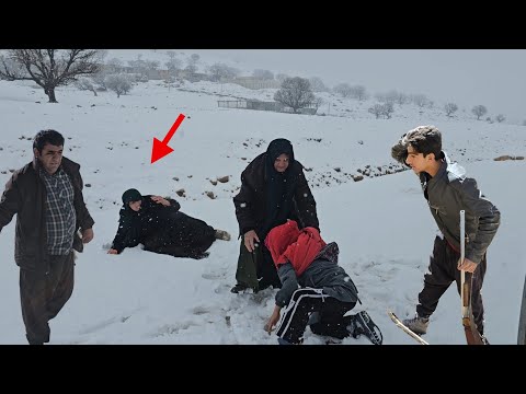 The Hard Life of a Nomadic Family: From Baking Bread to Unexpected Snow and Great Dangers"