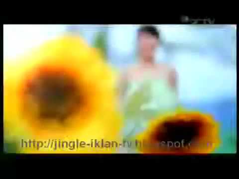 Iklan Nature E Versi Dian Sastro & Sherina