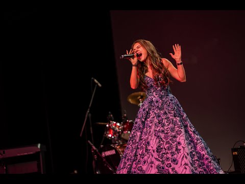 Alexandria Chaliovski - It's A Man's Man's Man's World (Cover)