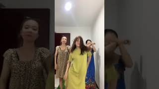 Download lagu TIKTOk UP NEW Goyang Trio Daster @beast #fyp #shorts #dance #pargoy mp3