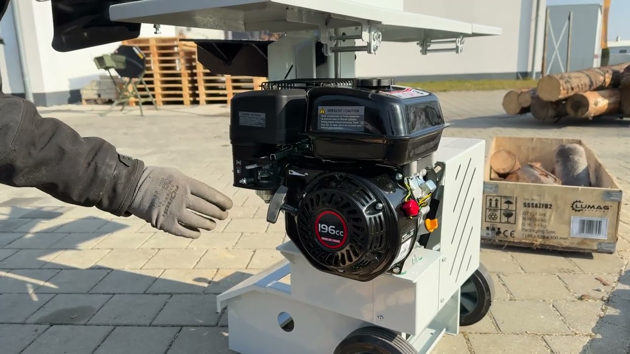 Malkų skaldyklė mod. HB8N (8t) su benziniu varikliu