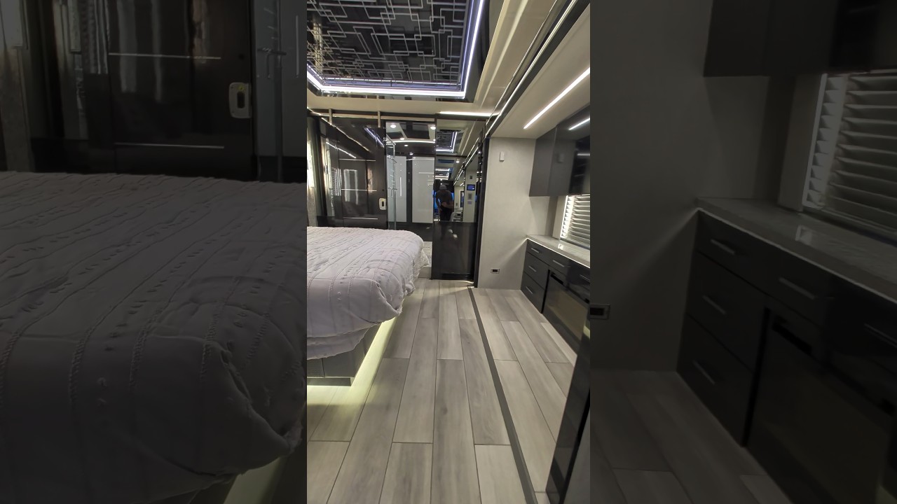 Indulge in Opulence: A Pristine 2021 Newmar King Aire Awaits at $625K