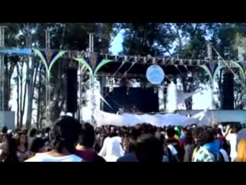 Ziki @ Equinoxio 9 GDL 2011 electro fever (Ziki vs. S-B noise rmx)