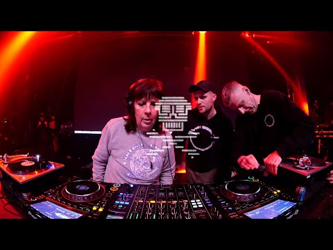 LOUISE PLUS 1 AND HUGHESEE (DISTANT PLANET) | ODYSSEY SOUND SYSTEM | LIVE AT BRIXTON ELECTRIC