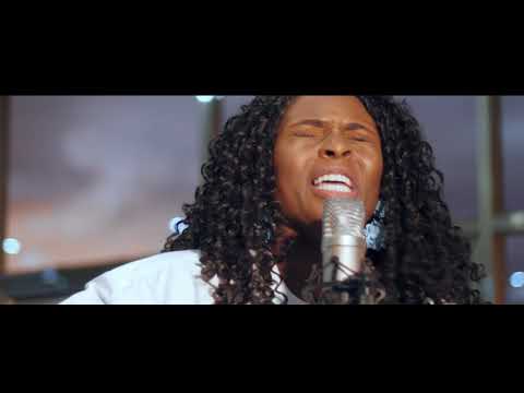 Thumbnail for Saint Esprit video