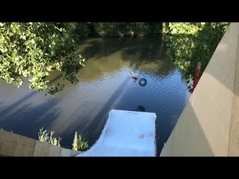 Riesen-Wasserrutsche in Lauffen am Neckar
