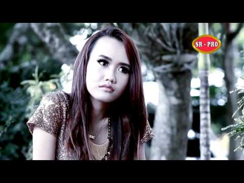 Ajeng Kartika Sari - Nguber Tresno Liyo | Dangdut (Official Music Video)