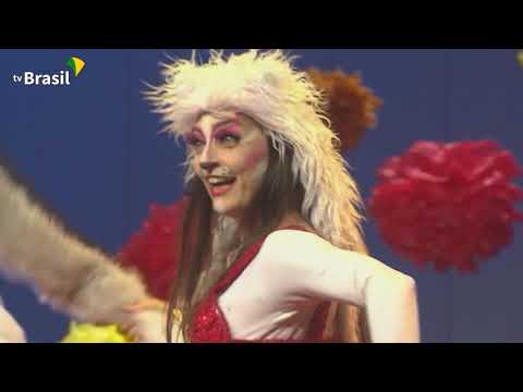 Os Saltimbancos cantam "Bicharia" no Música Animada