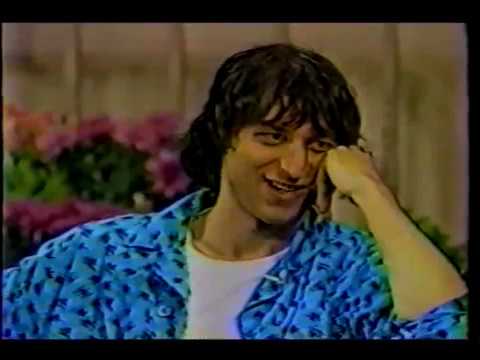 R.E.M. 1985-07-11 - Two At Four, Portland, USA [Interview with Peter Buck & Mike Mills]