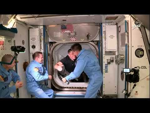 SpaceX DM2 Docking and hatch opening