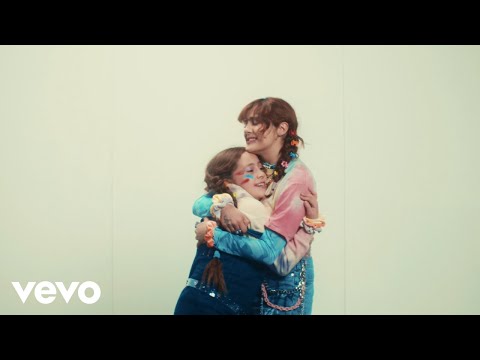 RENEE - Demasiado (Lyric Video)