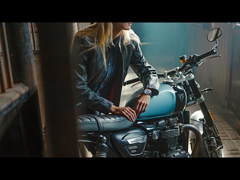 Breitling | Top Time Triumph B01 - Campaign