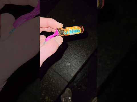 Fenix La Bomba 2007er 3G #labomba #fenix #knaller #pyro #fireworks #reels #vuurwerk #polska #nitrate