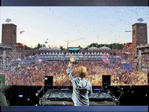 AVICII Talks Madonna, New Music, Canada and More [Interview]