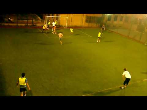 Futbol Arena Halı Saha 2 11.05.2016 23:30 - akillisaha.com