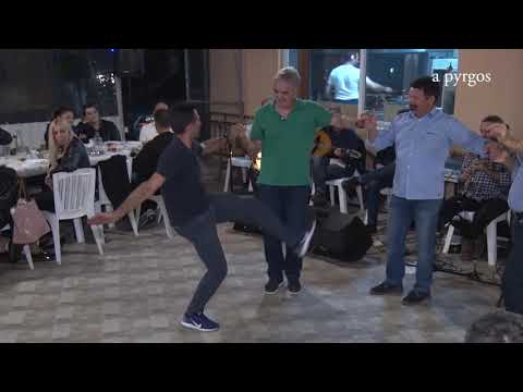 Λεβέντικο τσάμικο με τον Χρήστο Αμπλιανίτη και τον Δάσκαλο Πύργο Αθανάσιο !