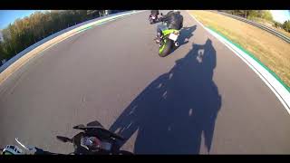 TenDruhej &amp; KTM Funatic - Oleander - Hands of the wheel