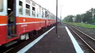 preview picture of video 'Railway : Kaligung Train Passing Weleri'