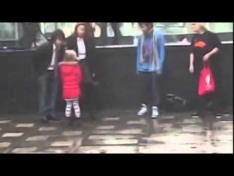 [230711] SMTOWN Sydney fan gathering - Interviewing with a SNSD fan