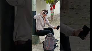 Download lagu 'Love Mera Hit Hit' Film Billu | Shahrukh Khan, Deepika Padukone mp3