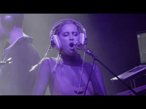 MIN t "A Night To Remember" Release Show Berlin 2021