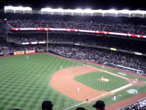 Yankee Fans Cheer "Who's Your Daddy" in World Series 2009