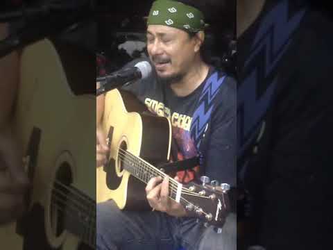 Elusan cinta(iklim)-komposer nyanyi sendiri