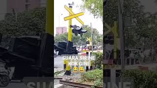 Download lagu Suara Sirine Rusak | Palang Pintu Kereta Api Sidoarjo #railroadcrossing #railfans mp3
