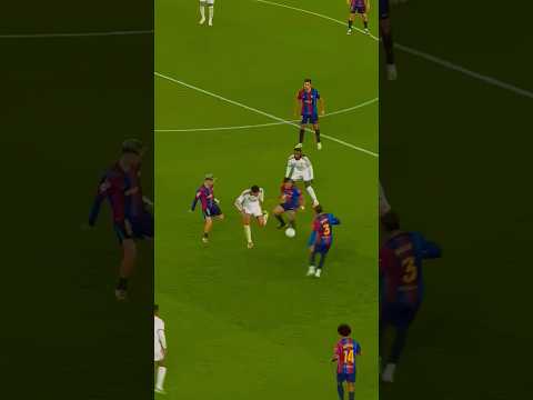 🔥 JUDE BELLINGHAM HUMILLA AL BARCELONA EN LA JUGADA DEL GOLAZO DE MBAPPÉ