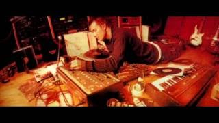 Liam Howlett - Scheming (Instrumental) (2000)