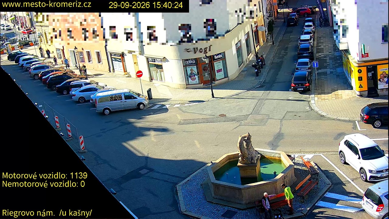 Live webcam view of Fuente de la Plaza Riegrovo, Kroměříž
