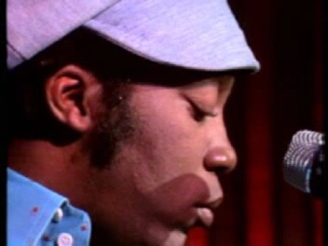 MILTON Nascimento - DOS CRUCES